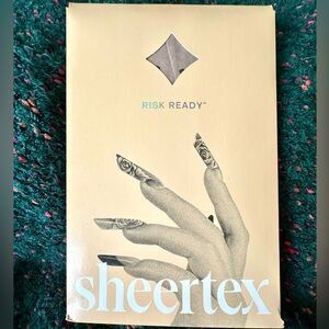 ‼️RARE‼️🎸Sheertex🎸🔥NWT🔥Polka Dot Sheer Tights—XS